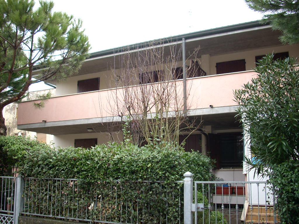 VIA TITANO 1° PIANO - CIN –  IT039007B4LZ8M3HR6 | Agenzia Sintoni