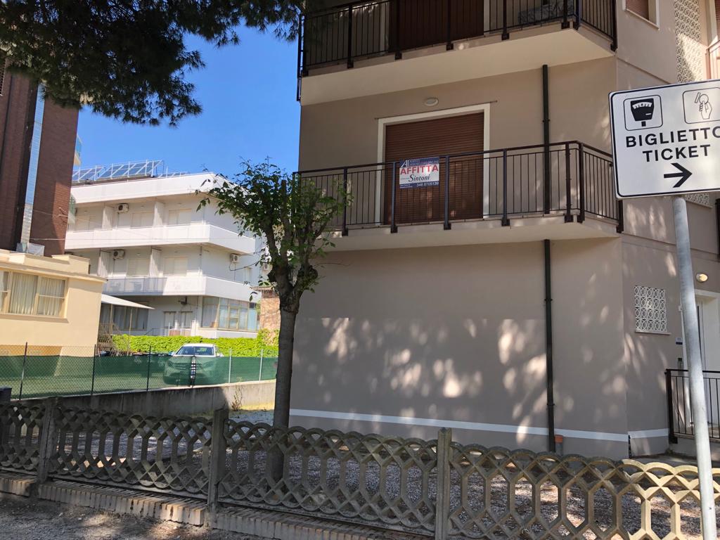 appartamento 1° piano via Valsesia | Agenzia Sintoni appartamento 1° piano via Valsesia | Agenzia Sintoni